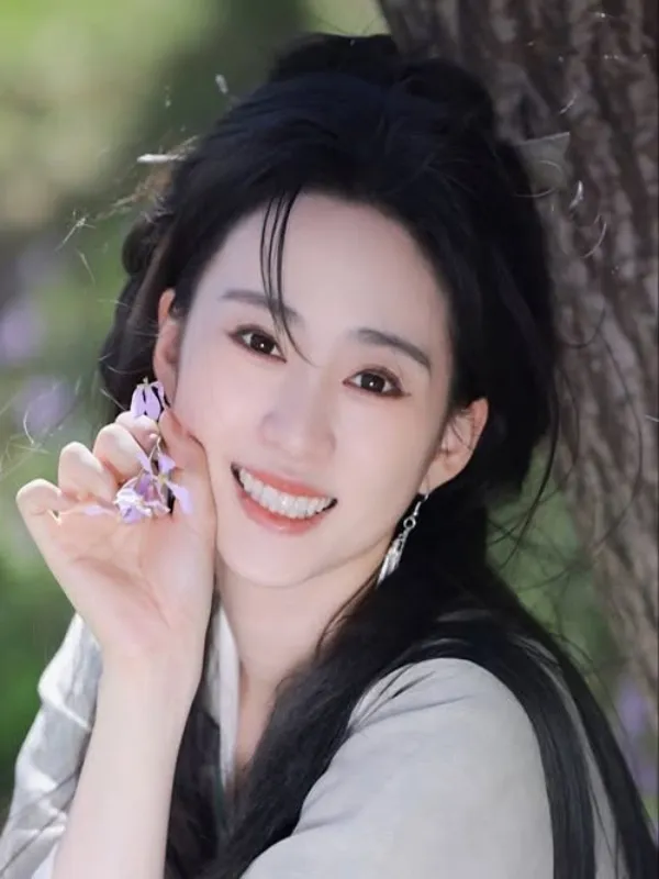 Ảnh bìa truyện Nhập Mộng Lai – truyện cung đấu cổ đại bi thương, hòa thân và quyền mưu.