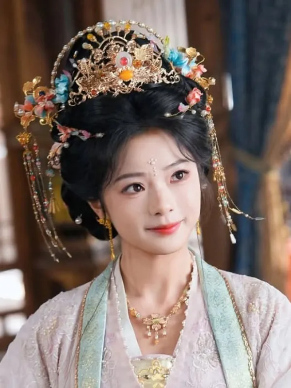 Đóa Hoa Mọc Từ Khe Nứt